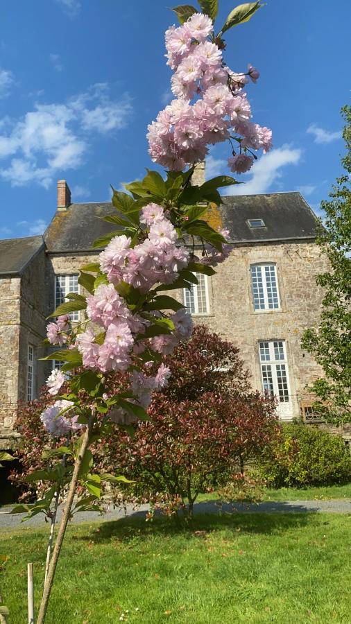 Le Chateau De Claids Saint-Patrice-de-Claids Εξωτερικό φωτογραφία